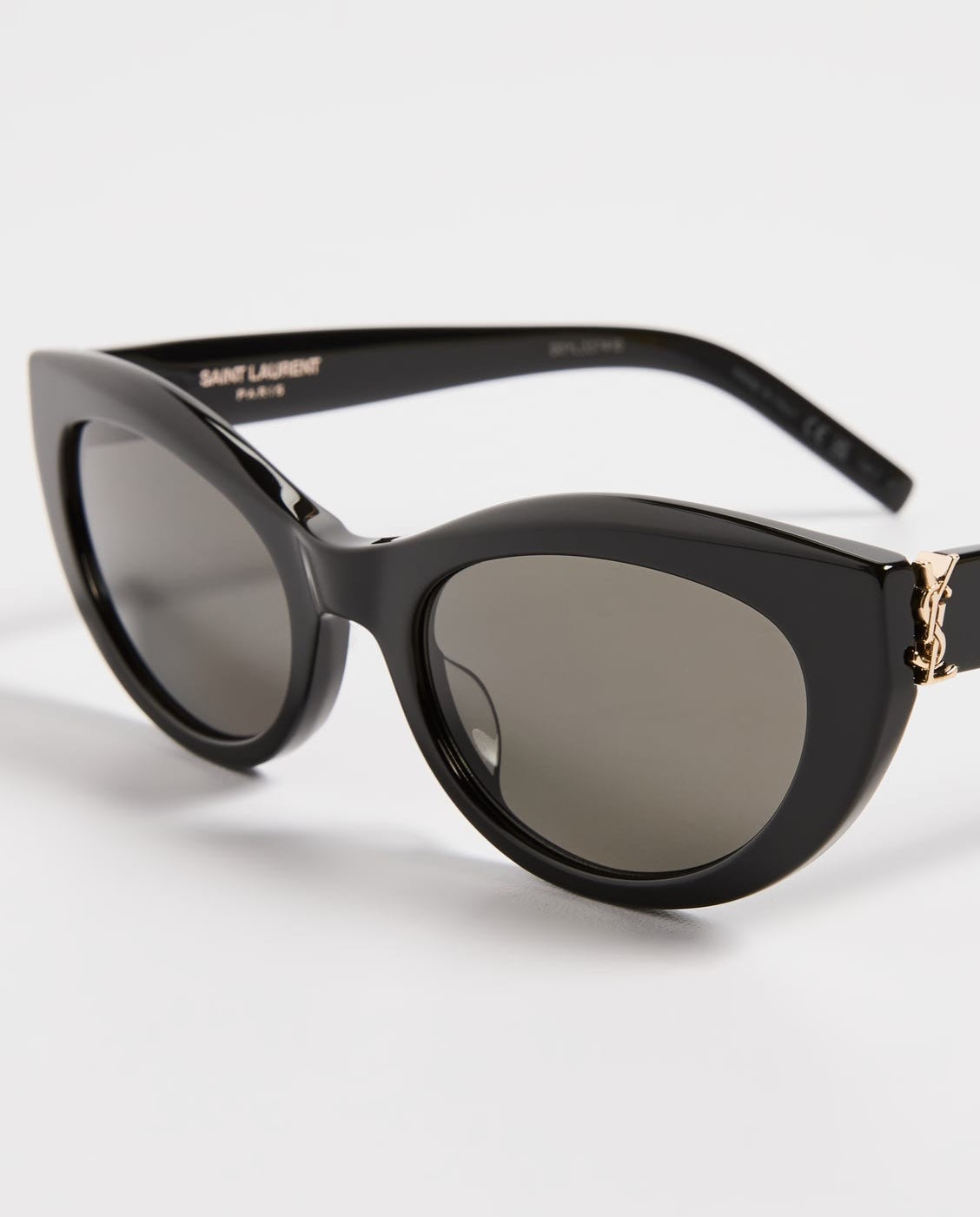 Yves Saint Laurent SLM115-001-54 54mm