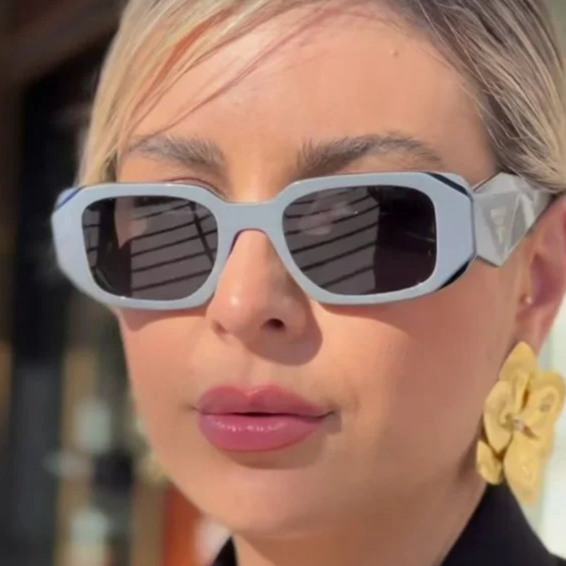 Prada PR17WS-11N09T-49 49mm