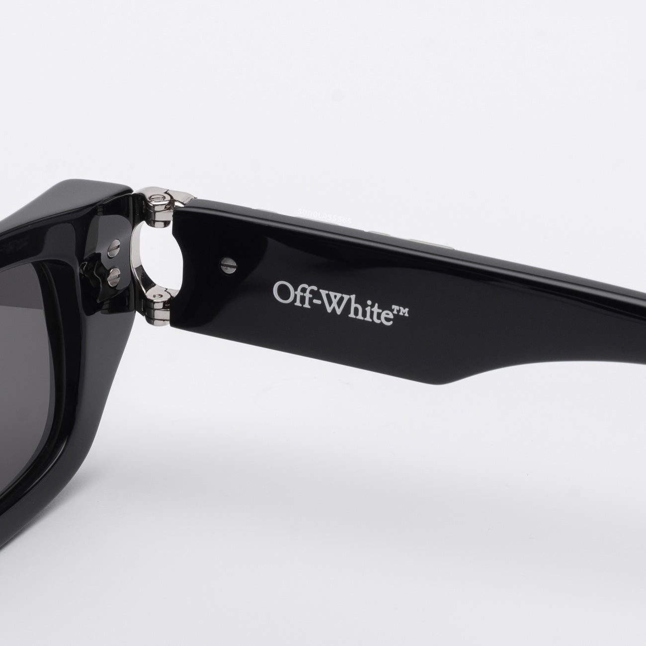 Off-White Fillmore OERI124S24PLA0011007 49mm
