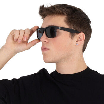 Ray-Ban