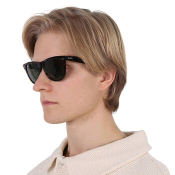 Ray-Ban