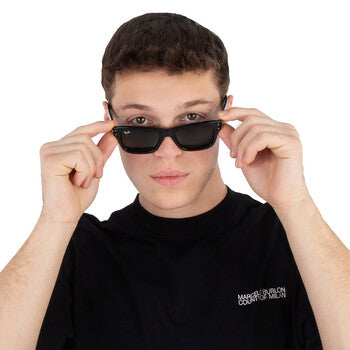 Ray-Ban