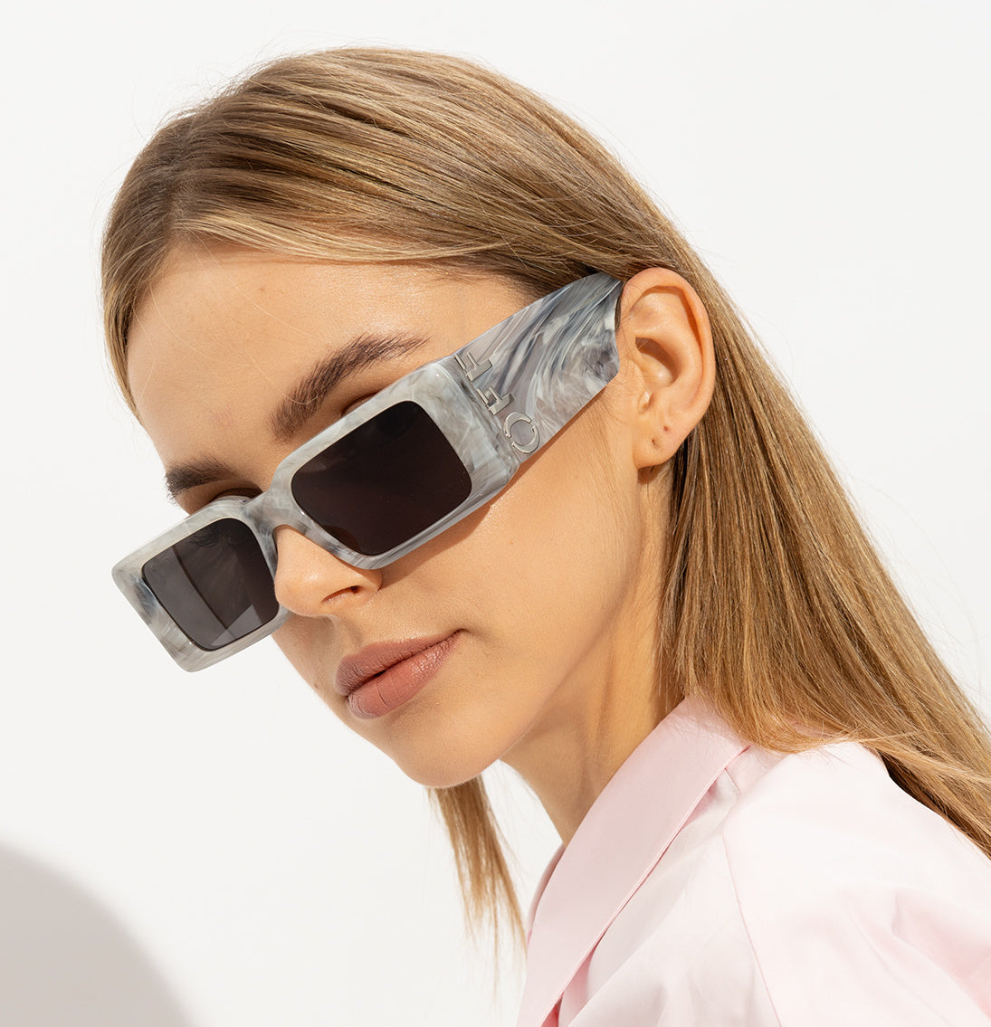 Off-White Milano Marble Dark Grey 54mm