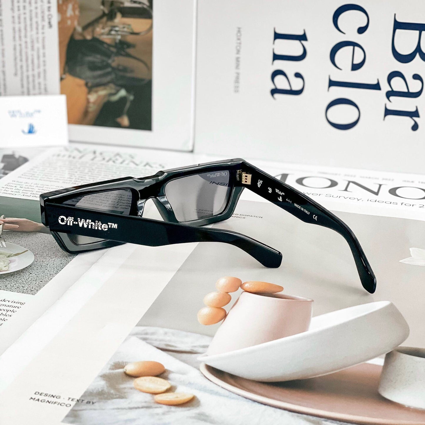 Off-White MANCHESTER BLACK DARK GREY 54mm