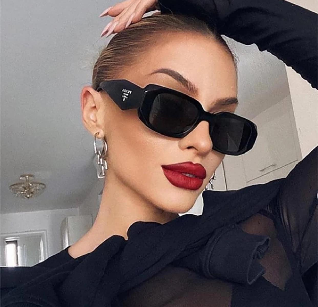 Prada PR17WS-1AB07Z-49 49mm